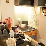 Beautiful Apt Near The Arc De Triomphe